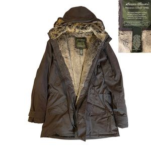 Vintage Goose Down Winter Coat made by Eddie Bauer in size Large